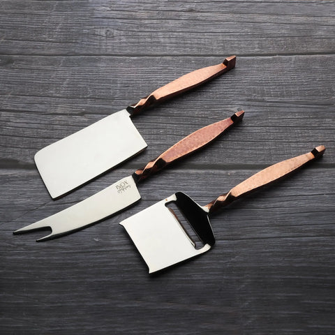 TWISTED URBAN CHEESE KNIFE 3 PC. SET - INOX Artisans