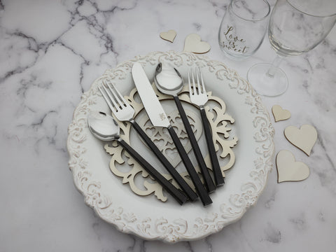 A Complete Guide to Using a Salad Fork: Etiquette, Identification and Placement