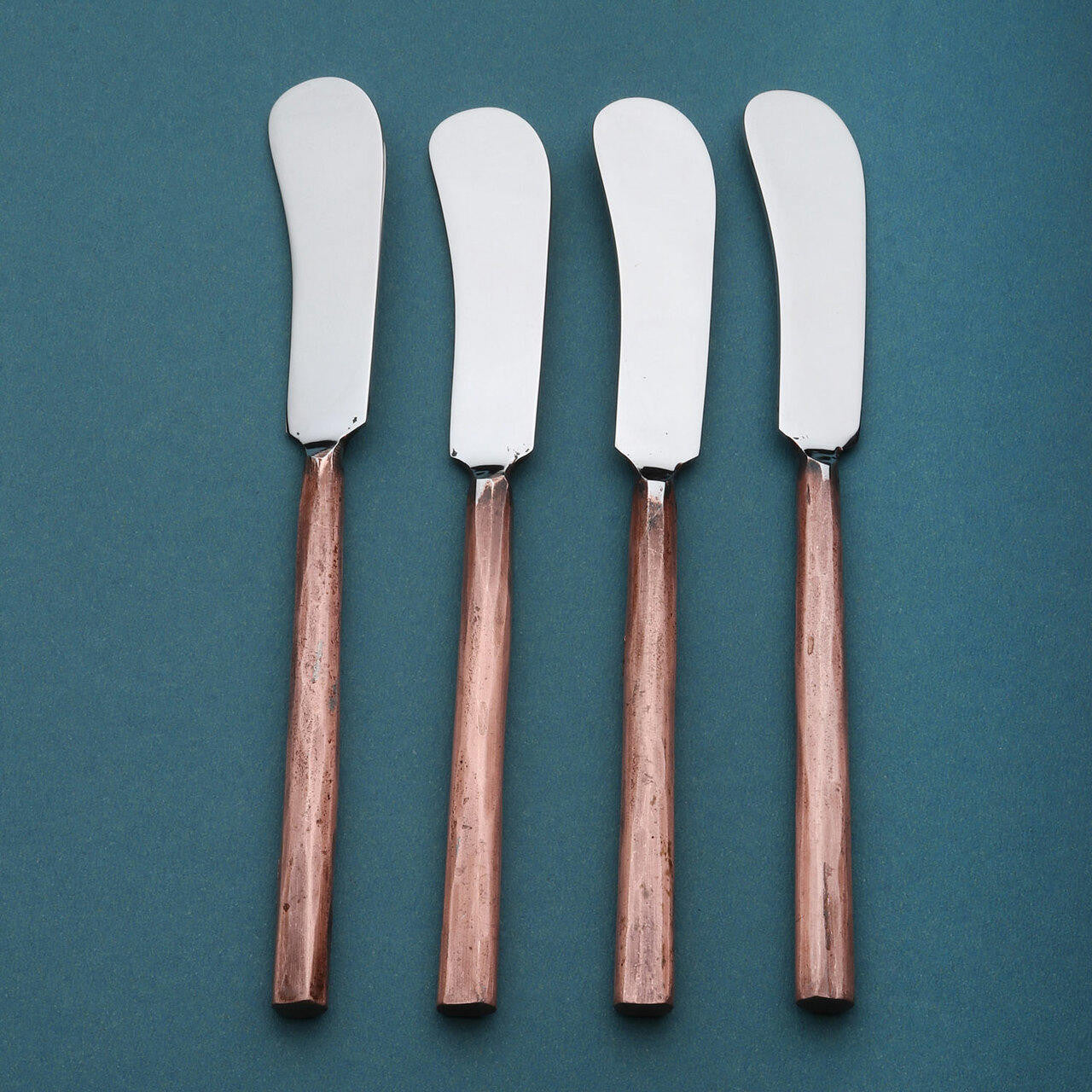 Melodia Spreaders / Butter Knives Set pink